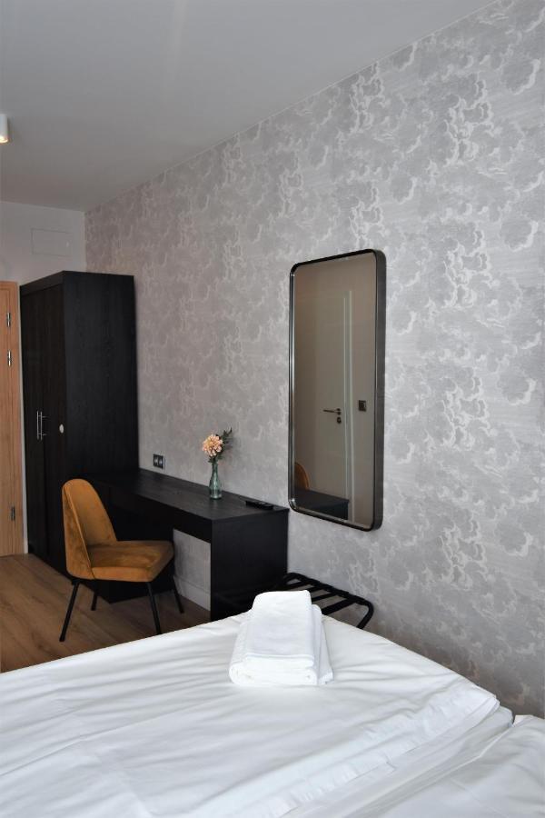 Patio Riverfront Aparthotel Gdańsk Exterior foto