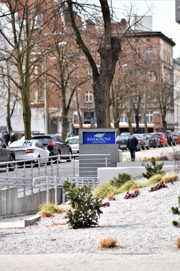 Patio Riverfront Aparthotel Gdańsk Exterior foto